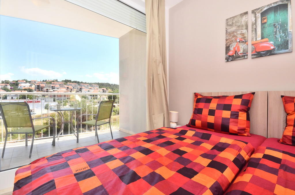 Bretia Apartments Sutivan Zimmer foto
